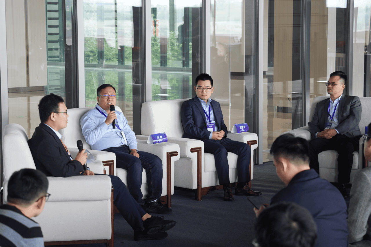 聊储能、话绿氢，第五届能源互联网国际创新峰会圆桌论坛讨论热烈、精彩纷呈