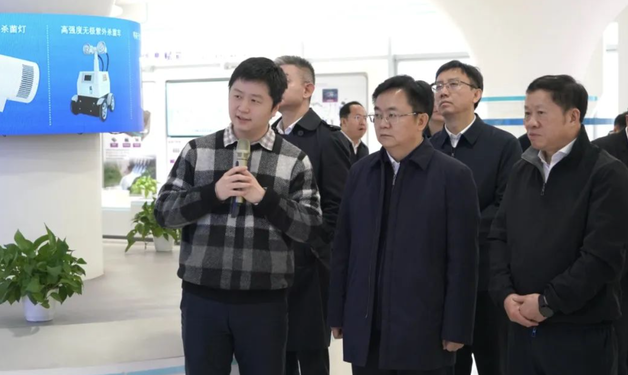 德阳市委书记刘光强一行到清华四川院考察调研
